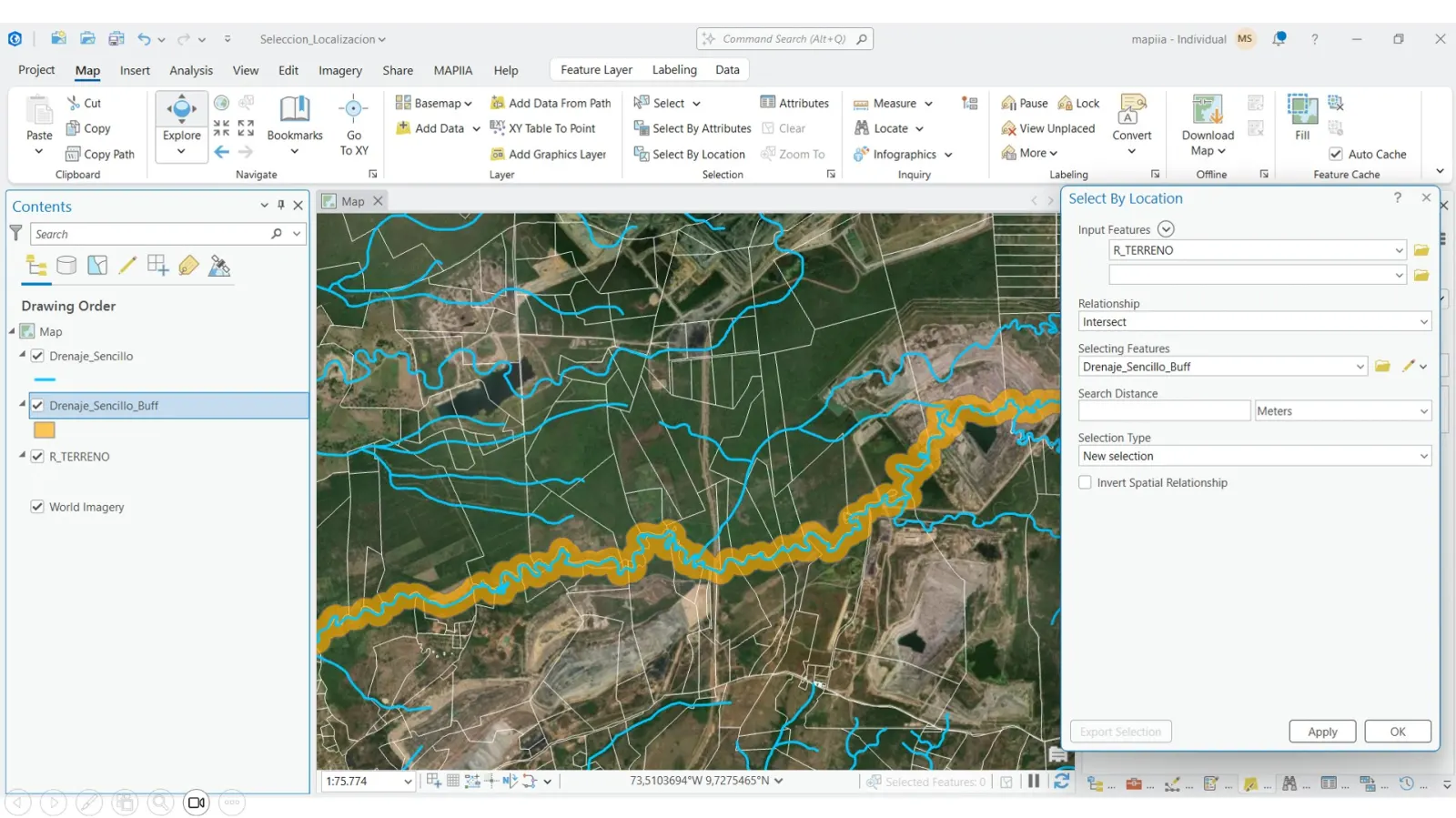 Aplicación de la herramienta Select By Location sobre un buffer de drenaje en ArcGIS Pro